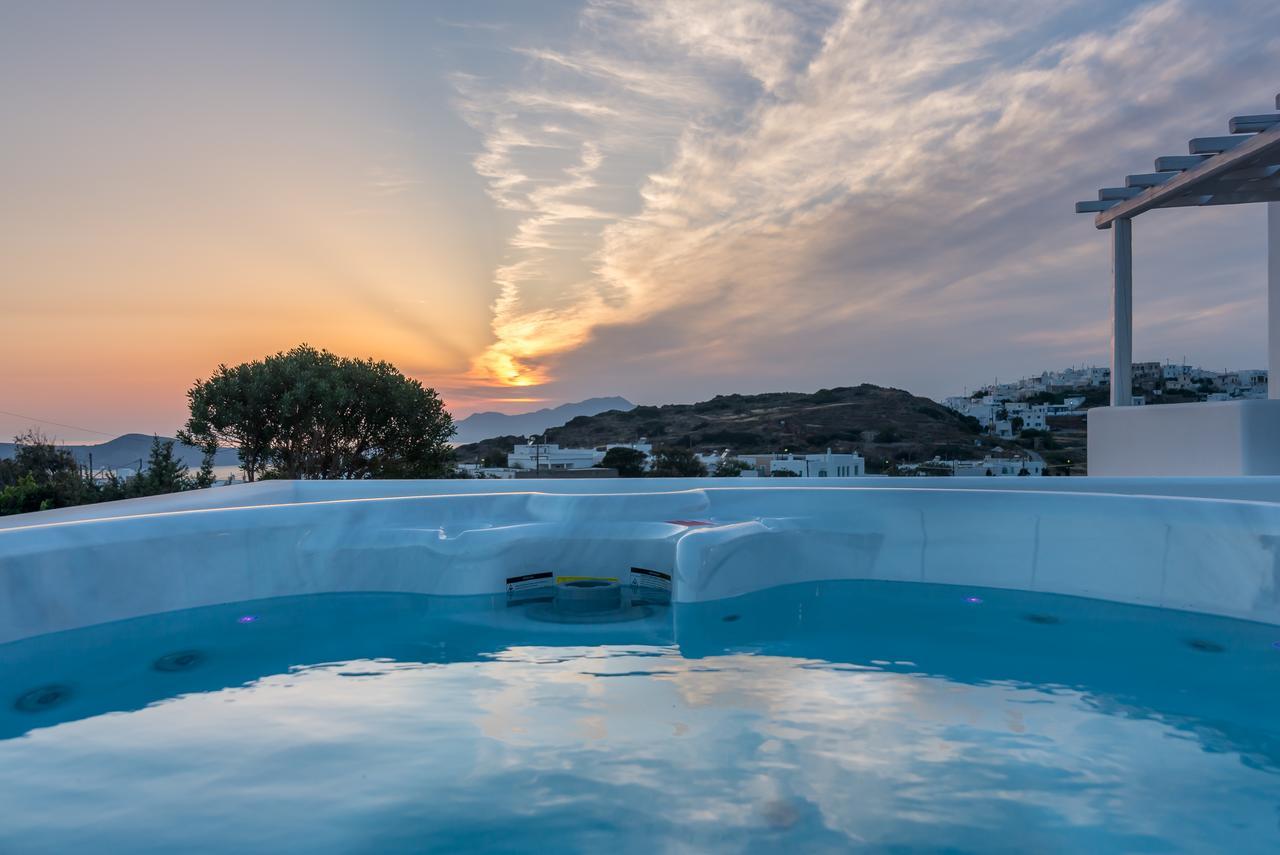 Eiriana Luxury Suites Plaka (Milos) Exterior foto